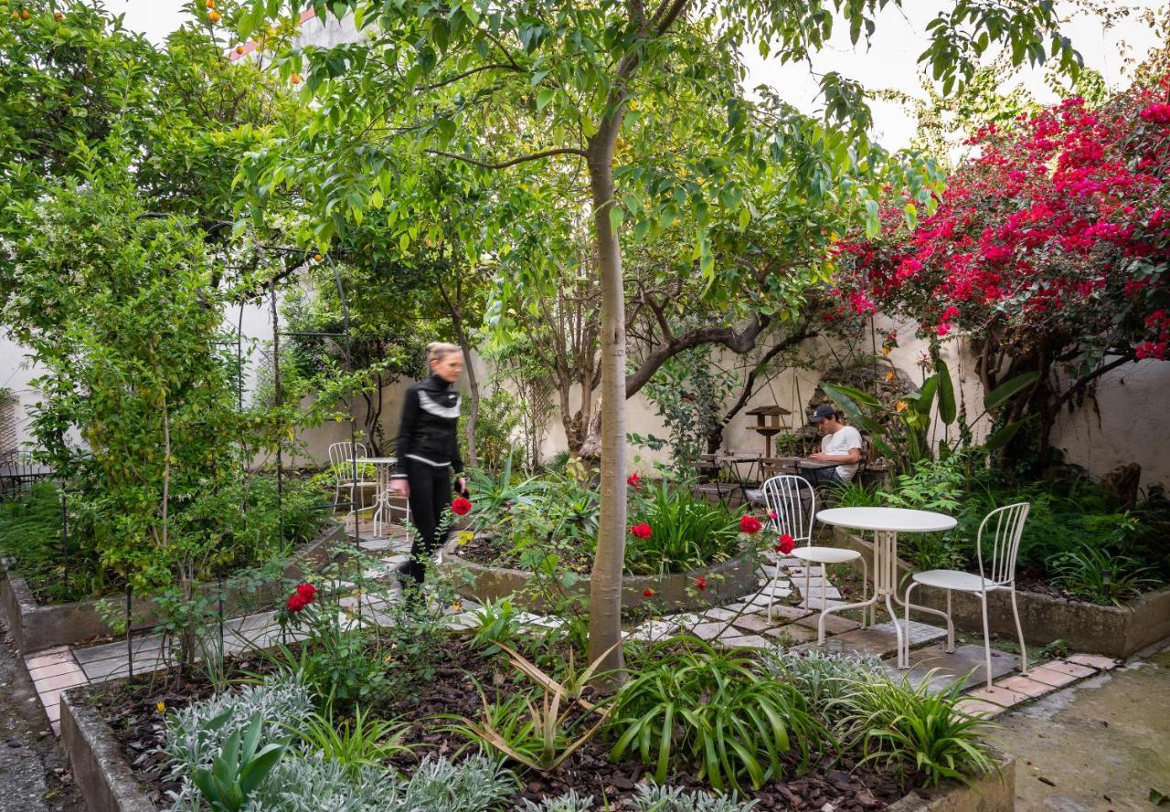 O Jardim Da Tessa Acomodação com café da manhã Lisboa Exterior foto