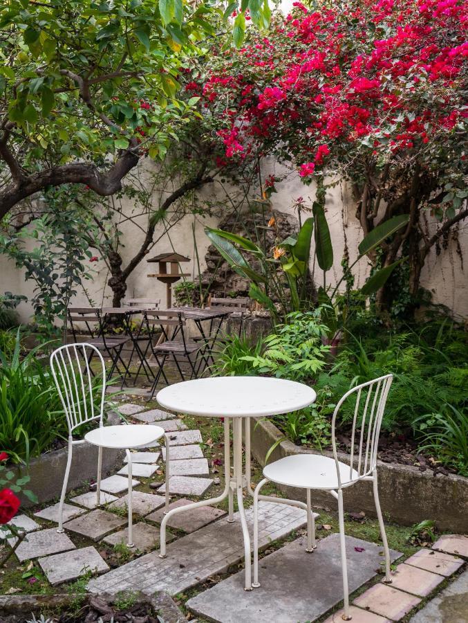 O Jardim Da Tessa Acomodação com café da manhã Lisboa Exterior foto